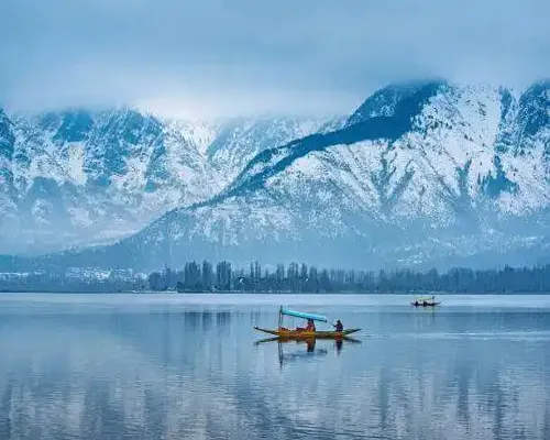 "Shikara Ride on Dal Lake